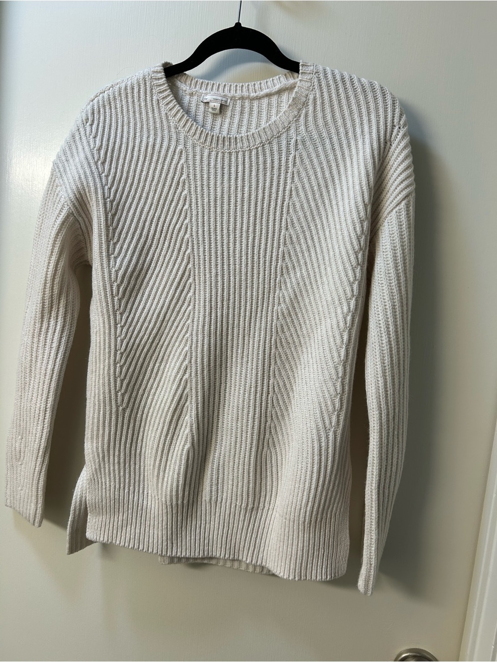 GAP Women's Cream Ribbed Crewneck Sweater